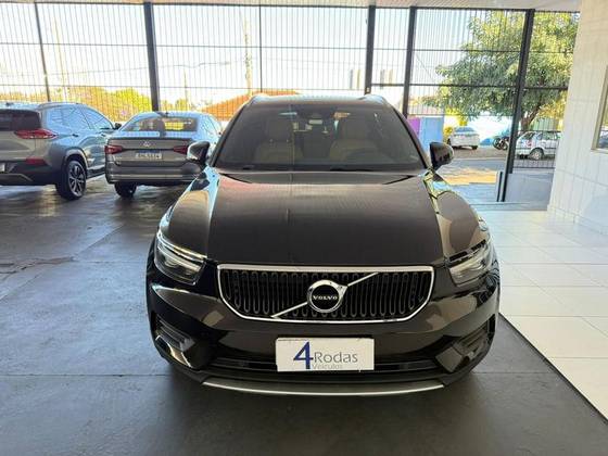 VOLVO XC40 2.0 T5 GASOLINA MOMENTUM AWD GEARTRONIC VOLVO XC40 2.0 T5 GASOLINA MOMENTUM AWD GEARTRONIC